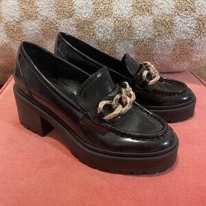 Guess Patent Leather Penny Loafers 7.5